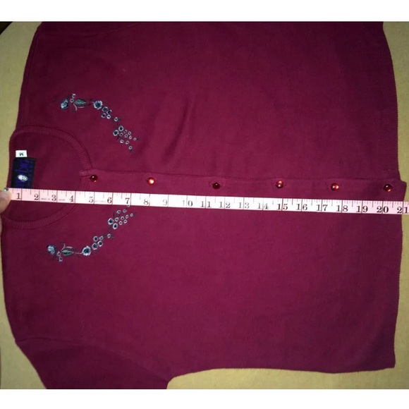 Morbid threads maroon cardigan flower embroidery M - Picture 7 of 8
